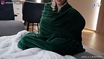 Unexpected Orgasm With Stepsister On Vacation